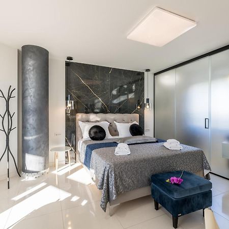 Luxury Rooms สปลิท ภายนอก รูปภาพ
